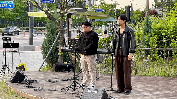 실용음악예술X엔터테인먼트계열 버스킹 개최