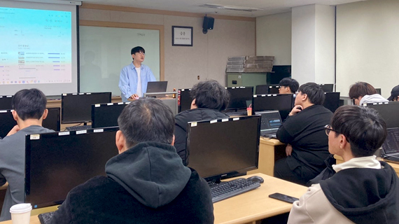 유튜브제작계열 김재원 교수 피드백 수업 진행