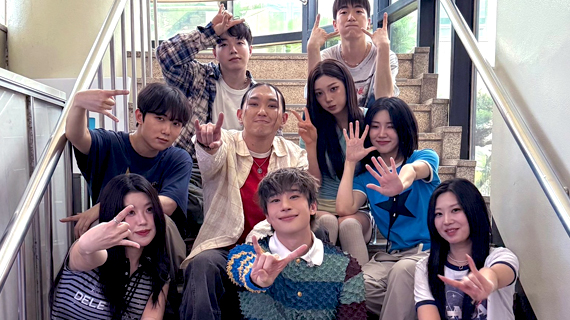 실용무용예술계열 팀 피스메이커 '박세희·양나윤·정민경' 학생,  '한승우-STOP IT' 활동 참여