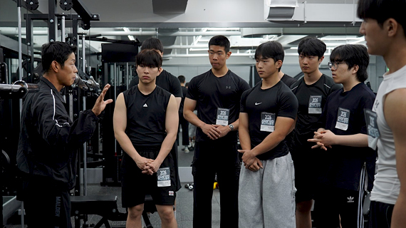 스포츠건강관리계열 IFBB 프로 최한진·정송영 교수 2026 실전 보디빌딩 특강 현장
